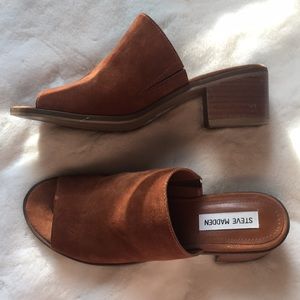 Steve Madden Hooded Suede Slide Sandals Size 8.5